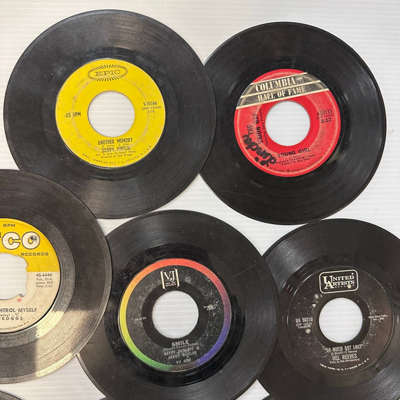 Lot of 17 Vintage Assorted Bundle Multi-color 45 RPM Vinyl Records Untested 7 in - Picture 6 of 9